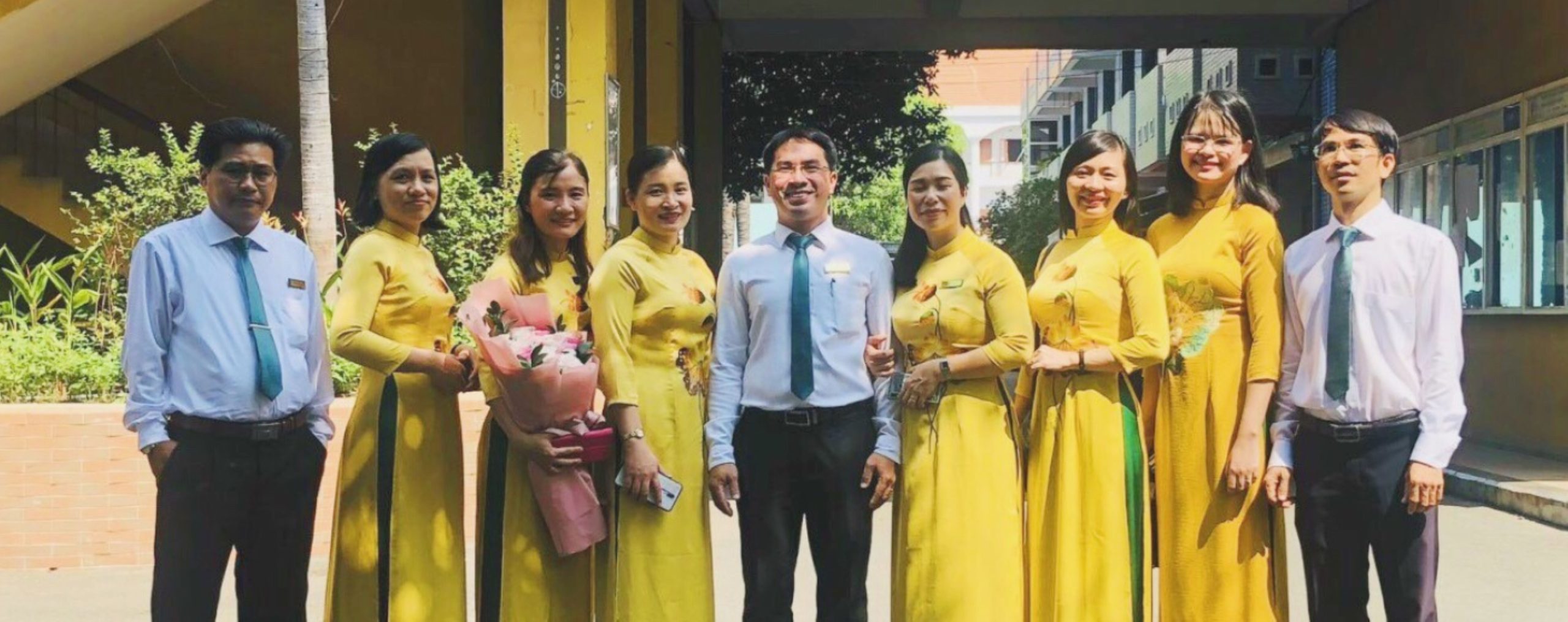 Khoa Luật & LLCT